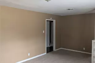 5453 Wayside Ave, Fort Worth, TX 76134 - Photo 5