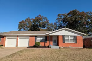 5453 Wayside Ave, Fort Worth, TX 76134 - Photo 1