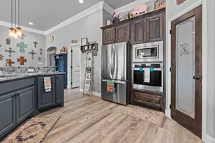 5530 Contrary Creek Rd, Granbury, TX 76048 - Photo 9