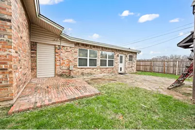 532 Holly Hill Drive, Hurst, TX 76053 - Photo 37
