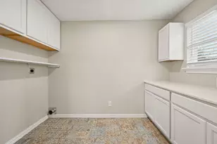 532 Holly Hill Dr, Hurst, TX 76053 - Photo 21