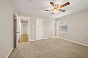 532 Holly Hill Dr, Hurst, TX 76053 - Photo 33