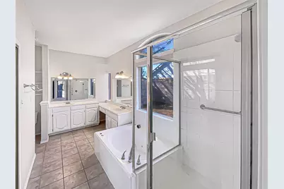 8402 Trail Lake Drive, Rowlett, TX 75088 - Photo 9