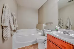 10865 Braemoor Dr, Fort Worth, TX 76052 - Photo 19