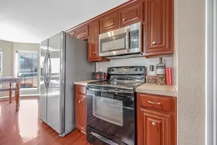 10865 Braemoor Dr, Fort Worth, TX 76052 - Photo 9