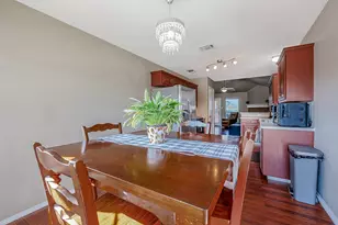 10865 Braemoor Dr, Fort Worth, TX 76052 - Photo 13