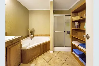 210 N Avenue B, Knox City, TX 79529 - Photo 9