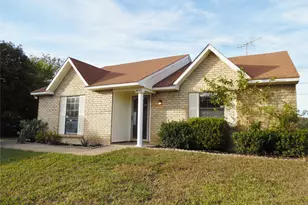 6933 Sunflower Cir N, Fort Worth, TX 76120 - Photo 1