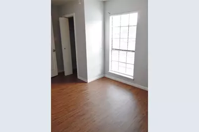 6933 Sunflower Circle N, Fort Worth, TX 76120 - Photo 15