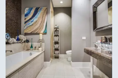 2408 Victory Park Lane #1034, Dallas, TX 75219 - Photo 7