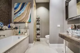 2408 Victory Park Ln, Dallas, TX 75219 - Photo 7