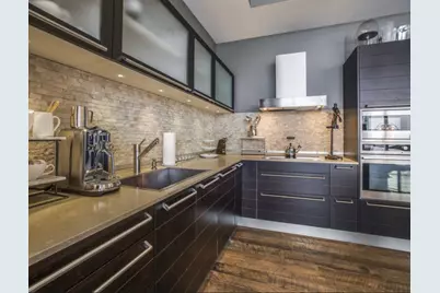 2408 Victory Park Lane #1034, Dallas, TX 75219 - Photo 5