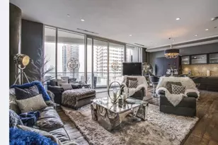 2408 Victory Park Ln, Dallas, TX 75219 - Photo 3