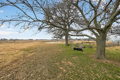 1050 Stadium Drive, Joshua, TX 76058 - Photo 31