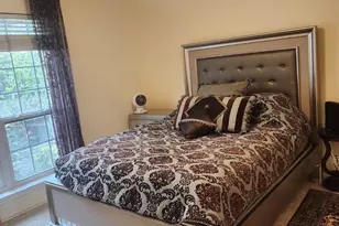 2106 Amesbury Dr, Arlington, TX 76011 - Photo 11