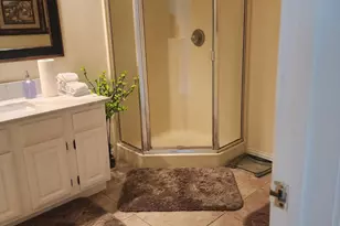 2106 Amesbury Dr, Arlington, TX 76011 - Photo 17