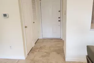 2106 Amesbury Dr, Arlington, TX 76011 - Photo 9