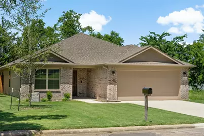 1412 Wright Street, Greenville, TX 75401 - Photo 27