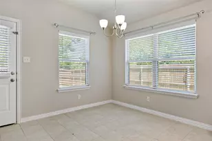 1412 Wright St, Greenville, TX 75401 - Photo 9