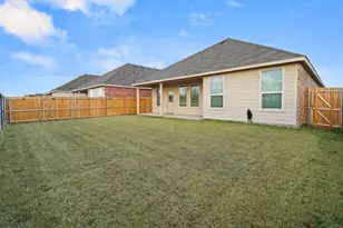 1016 Flameleaf Dr, Princeton, TX 75407 - Photo 31
