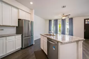 2435 Klamath Dr, Lewisville, TX 75056 - Photo 9