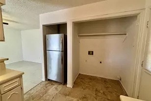 2600 21st St, Fort Worth, TX 76106 - Photo 5