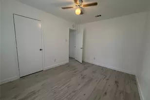 2600 21st St, Fort Worth, TX 76106 - Photo 7