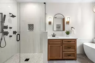 8508 Bridgend Ct, Plano, TX 75024 - Photo 25