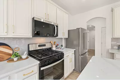 110 N Alder Drive, Allen, TX 75002 - Photo 9