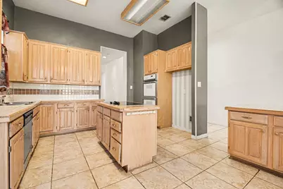 1005 Creek Bend, Carrollton, TX 75007 - Photo 13