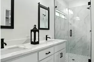 1118 S Grand Ave, Gainesville, TX 76240 - Photo 3