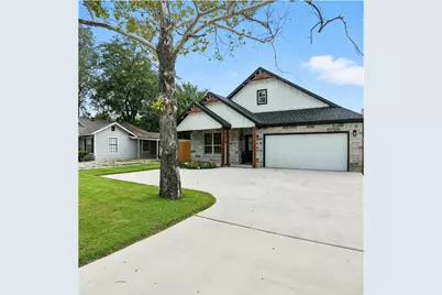 1118 S Grand Avenue, Gainesville, TX 76240 - Photo 5