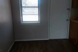 3610 Mandy Dr, Granbury, TX 76048 - Photo 5