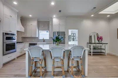 1509 Travis Circle S, Irving, TX 75038 - Photo 9