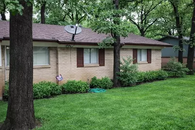 1911 Mimosa Drive, Arlington, TX 76012 - Photo 11