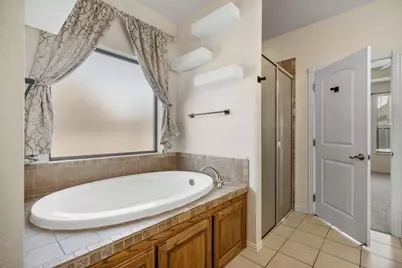 2833 Willow Ridge Circle, Granbury, TX 76049 - Photo 19