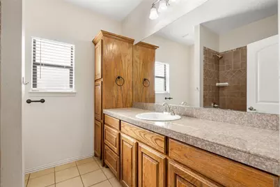 2833 Willow Ridge Circle, Granbury, TX 76049 - Photo 13