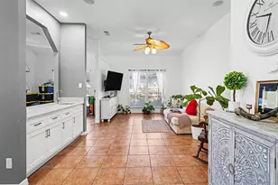 2322 Cromwell Dr, Arlington, TX 76018 - Photo 5