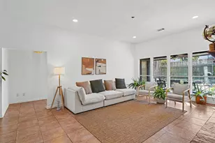 2322 Cromwell Dr, Arlington, TX 76018 - Photo 9