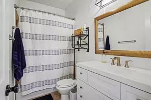 2322 Cromwell Dr, Arlington, TX 76018 - Photo 25