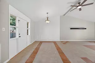 2423 Overbrook Dr, Arlington, TX 76014 - Photo 7