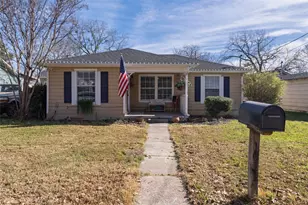 1011 S Waco St, Weatherford, TX 76086 - Photo 1