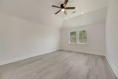 6031 Plum Dale Road, Dallas, TX 75241 - Photo 13