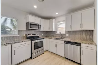 413 Simmons Drive, Hurst, TX 76053 - Photo 21