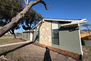 3302 Latham Dr, Garland, TX 75044 - Photo 17