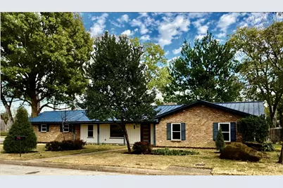 305 Bluebonnet Drive, Grapevine, TX 76051 - Photo 1