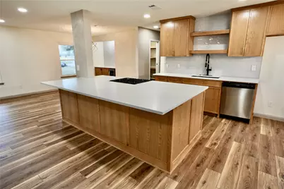 305 Bluebonnet Drive, Grapevine, TX 76051 - Photo 11