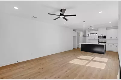 1308 Daffan Avenue, Ennis, TX 75119 - Photo 3