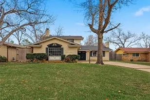 2804 Hollywood Dr, Arlington, TX 76013 - Photo 3