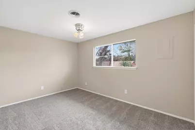 2804 Hollywood Drive, Arlington, TX 76013 - Photo 17